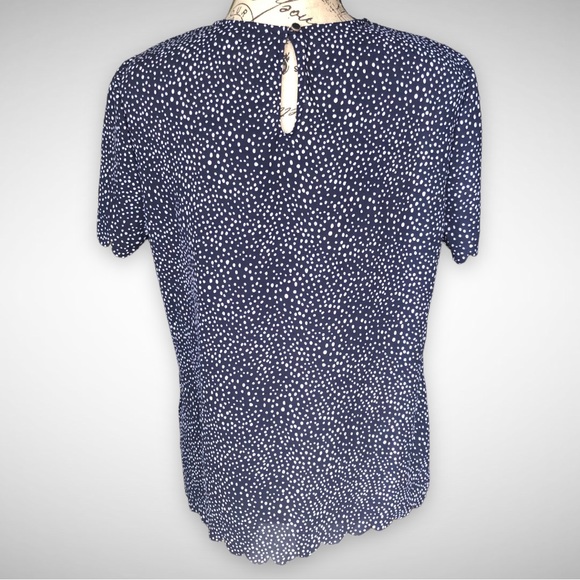 Banana Republic Blouse shirt dark navy blue with white dots scalloped sleeve - Picture 5 of 15